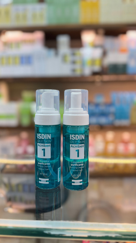 شوینده فومی پوست چرب برند ایزدین