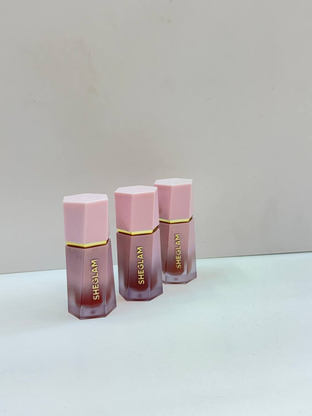 رژگونه پد دار شیگلم