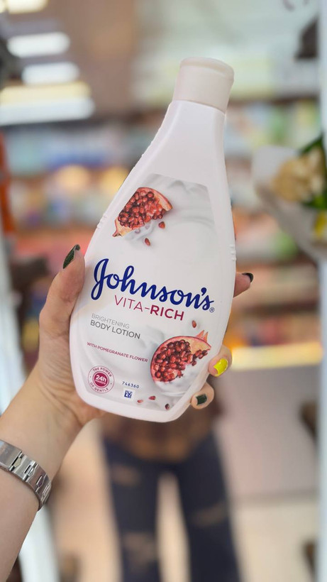 لوسیون روشن کننده بدن جانسون با رایحه انار