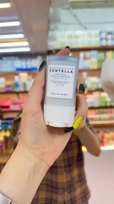 خرید ضدآفتاب استیکی سنتلا